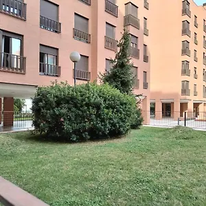 Wanda Ifema Aeropuerto Jc Apartamento Madrid
